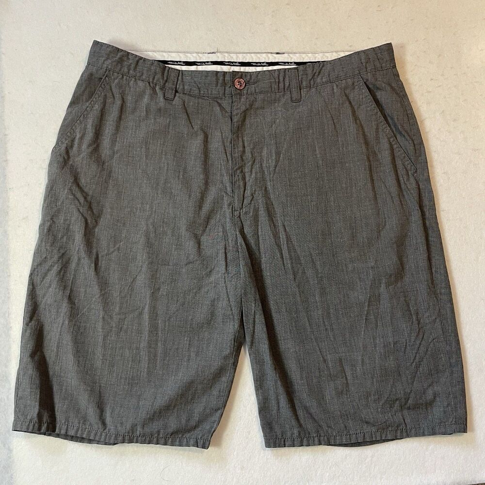 Travis Mathew Shorts Men's Size 38 Gray Performance Flat Front Golf